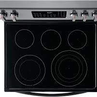 Cuisini&egrave;re &Eacute;lectrique 30" / 5.7 Pi&sup3; Convection Friteuse &agrave; Air en Acier Inoxydable Noir Frigidaire Gallery ( CGRE306CAD )