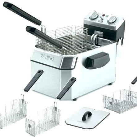 Friteuse num&eacute;rique &agrave; 3 paniers 1800 Watts Cuisinart ( DF-560PCC )