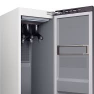 Syst&egrave;me d&rsquo;entretien des v&ecirc;tements &agrave; la Vapeur avec compatibilit&eacute; Wi Fi AirDresser Noir Profond Samsung ( DF60R8200DG )