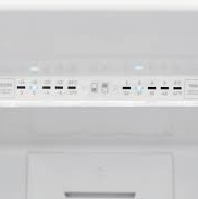 R&eacute;frig&eacute;rateur de 24" / 11.8 pi&sup3; avec Cong&eacute;lateur dans le Bas &agrave; Profondeur de Comptoir en Acier Inoxydable Electrolux ( EI12BF25US )