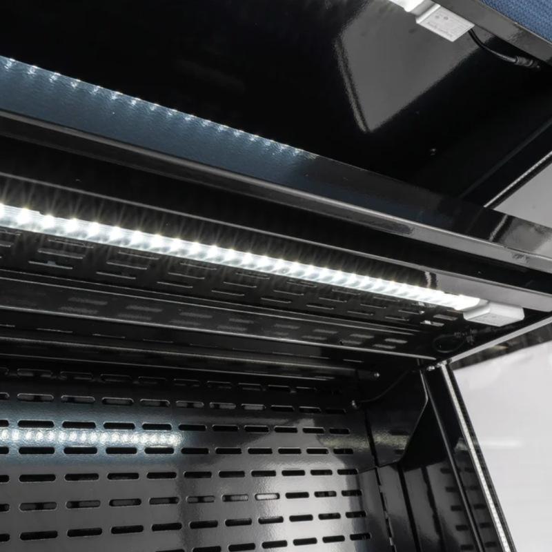 Vitrine R&eacute;frig&eacute;r&eacute;e Commerciale Ouverte de 3.3 pi&sup3; avec Rideau d'Air Frontal en Noir Frigidaire ( FCFDC1550 )