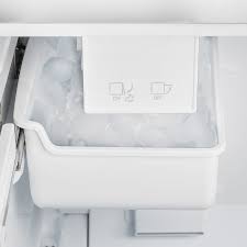 R&eacute;frig&eacute;rateur de 30" / 17,5 pi&sup3; &agrave; Profondeur de Comptoir avec Machine &agrave; Gla&ccedil;ons Automatique en Acier Inoxydable FORNO Gallipoli ( FFFFD1974-31SB )