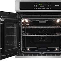 Four Mural &agrave; Convection de 3,8 pi&sup3; / 27" &agrave; Ouverture Lat&eacute;rale en Acier Inoxydable Frigidaire Gallery ( FGEW276SPF )