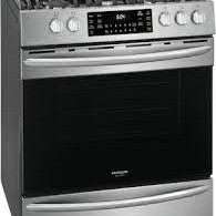 Cuisini&egrave;re au Gaz 5 br&ucirc;leurs / Four &agrave; convection et Friture Air de 5,6 Pi&sup3; en Acier Inoxydable Frigidaire Gallery ( FGGH3047VF )