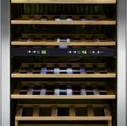 Refroidisseur &agrave; Vin Autonome &agrave; Capacit&eacute; de 45 Bouteilles / 2 Zones de Frigidaire ( FRWW4543AS )
