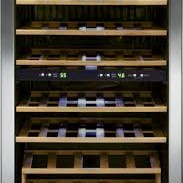 Refroidisseur &agrave; Vin Autonome &agrave; Capacit&eacute; de 45 Bouteilles / 2 Zones de Frigidaire ( FRWW4543AS )