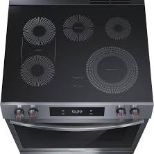 Cuisini&egrave;re &Eacute;lectrique de 6,2 Pi&sup3; avec Convection Totale en Acier Inoxydable Noir Frigidaire Gallery ( GCFE306CBD )