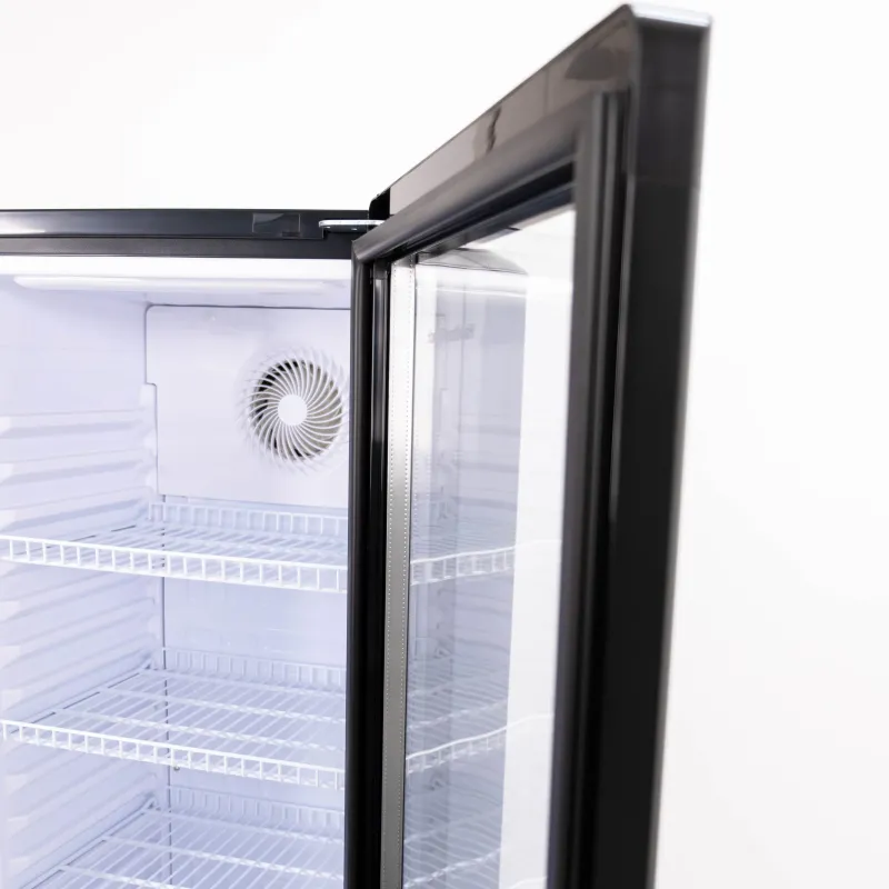 R&eacute;frig&eacute;rateur Pr&eacute;sentoir Commercial de 21" / 8,5 pi&sup3; avec Porte Vitr&eacute;e Hamilton Beach ( HBCBC840 )