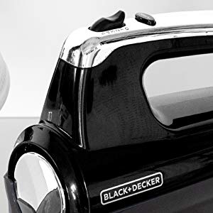 Batteur &agrave; main 5 vitesses Helix Performance Premium Black & Decker ( MX600BC )