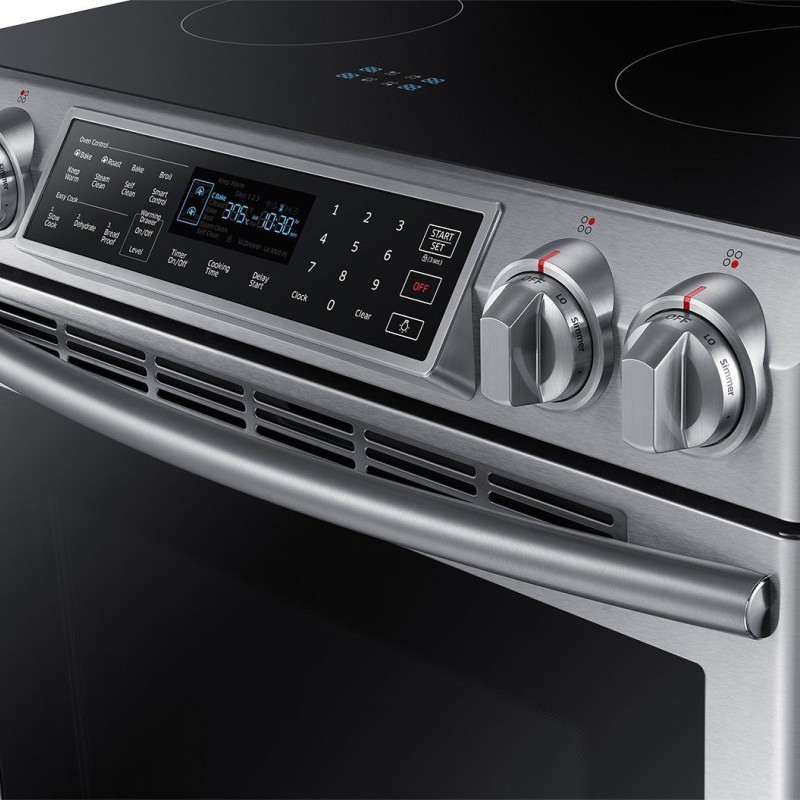 Cuisini&egrave;re &agrave; Induction de 5,8 pi&sup3; / 30" Four &agrave; Convection V&eacute;ritable avec Technologie Flame Virtuelle en Acier Inoxydable *D&Eacute;MO* Samsung ( NE58K9560WS )