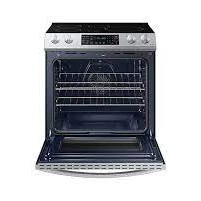 Cuisini&egrave;re Encastrable de 6,3 pi&sup3; / 30"&agrave; Induction & Convection Friture &agrave; Air en Acier Inoxydable Samsung ( NE63B8411SS )