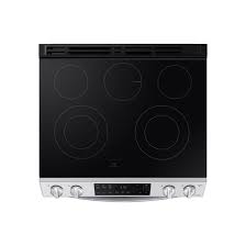 Cuisini&egrave;re &eacute;lectrique encastr&eacute;e de 30"/ 6.3 pi&sup3; en Acier Inoxydable *PRODUIT NEUF* Samsung ( NE63T8111SS )