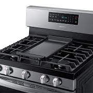 Cuisini&egrave;re au Gaz de 30"/ 5,8 pi&sup3; en Acier Inoxydable *PRODUIT NEUF* Samsung ( NX58T5601SS )