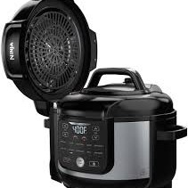Autocuiseur Crisps avec Friteuse &agrave; Air Noir de 6,5 Pintes Ninja Foodi ( OS305CCO )
