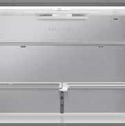 R&eacute;frig&eacute;rateur de 22,8 pi&sup3; / 36" &agrave; Profondeur de Comptoir avec Porte Transparente en Acier Inoxydable BESPOKE Samsung ( RF23DB9700QLAA )