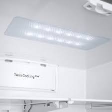 R&eacute;frig&eacute;rateur Avec Connectivit&eacute; Wi-Fi de 28,5 Pi&sup3; En Acier Inoxydable Noir Samsung ( RF28R6201SG )