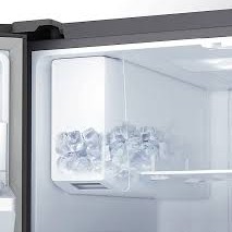 Réfrigérateur avec connectivité Wi-Fi de 28,5 pi³ en acier inoxydable Samsung ( RF28R6201SR )