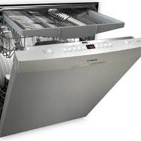 Lave-vaisselle de 24 po avec poign&eacute;e encastr&eacute;e avec 3e panier en Acier inoxydable S&eacute;rie 300 Bosch ( SHEM63W55N )