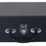 Tourne-Disque Portable &agrave; Encodage USB dans une Valise Noire Sylvania ( STT102USB )