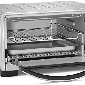 Four grille-pain de 1800 Watts / 6 tranches en acier inoxydable Cuisinart ( TOB-1010C )