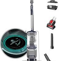 Aspirateur Vertical avec Syst&egrave;me Avanc&eacute; &agrave; Deux Rouleaux de Brosse Shark Performance Plus ( UV900CCO )