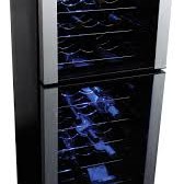 Cellier autonome de 45 bouteilles à deux températures Noir Koolatron ( WC45 )